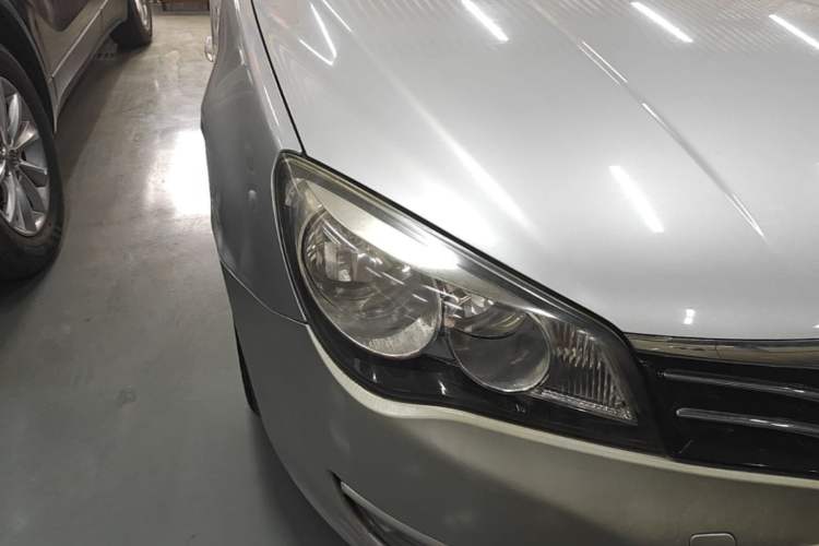 Used Roewe 350 2013 350C 1.5L Automatic Xunyue Edition Right Front Headlight