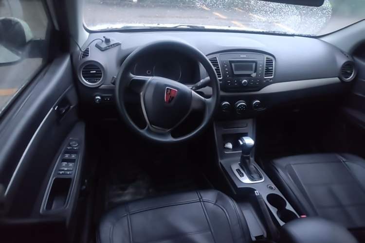 Used Roewe 350 2013 350S 1.5L Automatic Xunda Edition Steering Wheel
