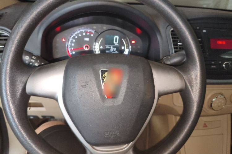 Used Roewe 350 2013 350S 1.5L Manual Xunchi Edition Steering Wheel