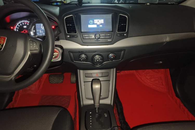 Used Roewe 350 2013 350C 1.5L Automatic Xunyue Edition Audio And AC Panel
