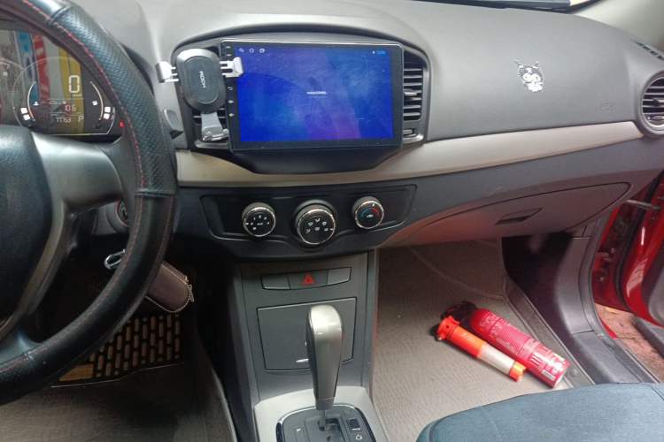 Used Roewe 350 2013 350S 1.5L Automatic Xunda Edition Audio And AC Panel