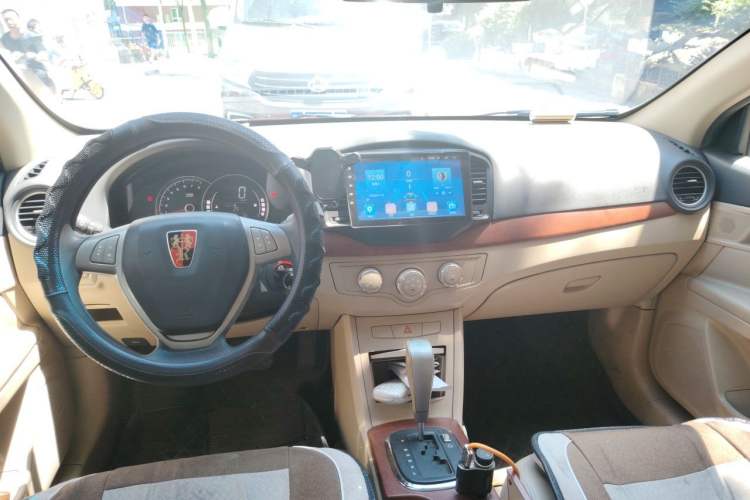 Used Roewe 350 2013 350C 1.5L Automatic Xunyue Edition Center Console