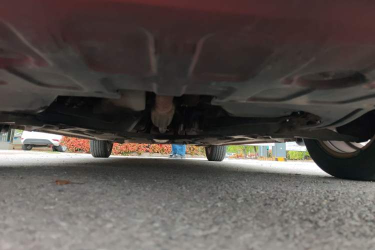 Used Roewe 350 2013 350S 1.5L Automatic Xunda Edition Chassis Front
