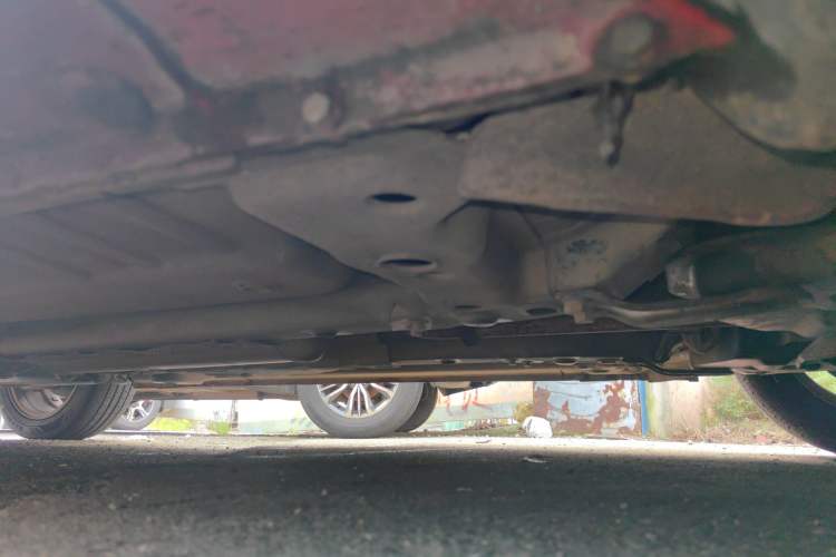 Used Roewe 350 2013 350S 1.5L Automatic Xunda Edition Chassis Front Right