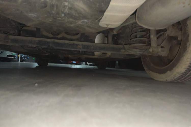 Used Roewe 350 2013 350S 1.5L Manual Xunchi Edition Chassis Rear
