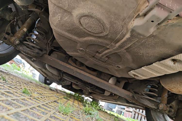 Used Roewe 350 2013 350S 1.5L Manual Xunchi Edition Chassis Rear