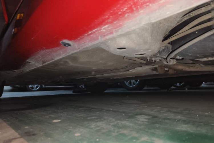Used Roewe 350 2013 350C 1.5L Automatic Xunyue Edition Chassis Rear Left