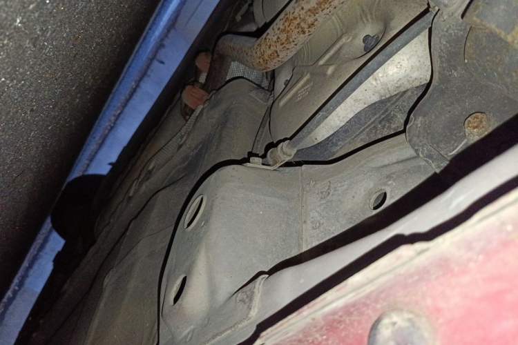 Used Roewe 350 2013 350C 1.5L Automatic Xunyue Edition Chassis Rear Right