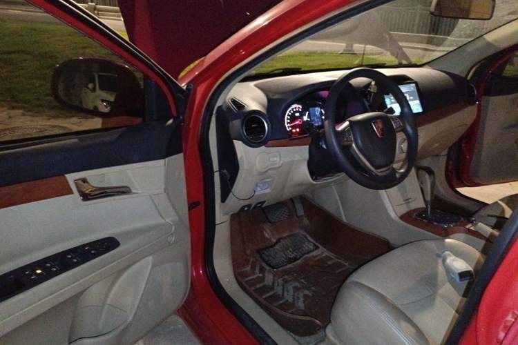 Used Roewe 350 2013 350C 1.5L Automatic Xunyue Edition Driver Seat