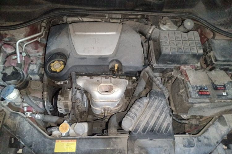 Used Roewe 350 2013 350S 1.5L Manual Xunchi Edition Engine Bay