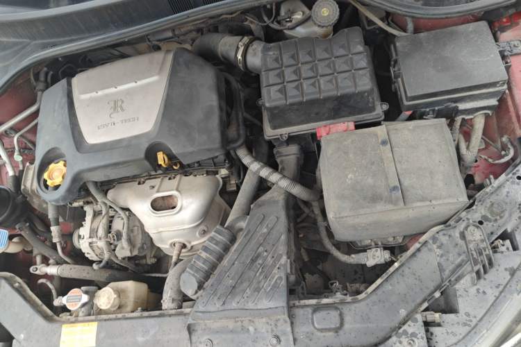 Used Roewe 350 2013 350S 1.5L Automatic Xunda Edition Engine Bay