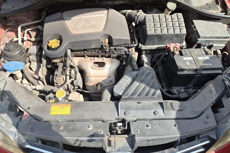 Used Roewe 350 2013 350C 1.5L Manual Swift Edition Engine Bay