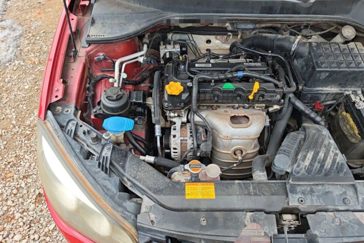 Used Roewe 350 2013 350S 1.5L Manual Xunchi Edition Engine Bay Right