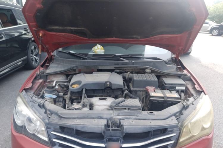 Used Roewe 350 2013 350S 1.5L Manual Xunchi Edition Engine Bay