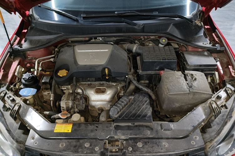 Used Roewe 350 2013 350S 1.5L Automatic Xunda Edition Engine Bay