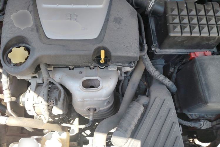 Used Roewe 350 2013 350C 1.5L Automatic Xunyue Edition Engine Bay