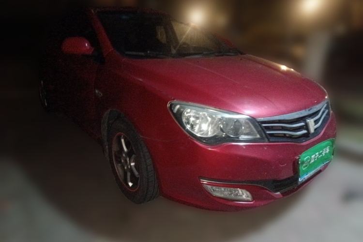 Used Roewe 350 2013 350S 1.5L Manual Xunchi Edition Front Right 45 Deg