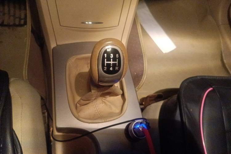 Used Roewe 350 2013 350S 1.5L Manual Xunchi Edition Gear Lever