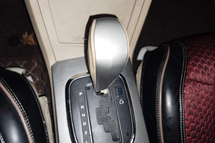 Used Roewe 350 2013 350S 1.5L Automatic Xunda Edition Gear Lever
