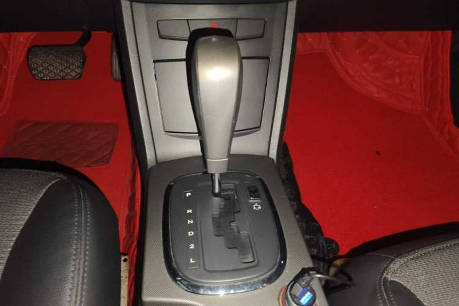 Used Roewe 350 2013 350C 1.5L Automatic Xunyue Edition Gear Lever