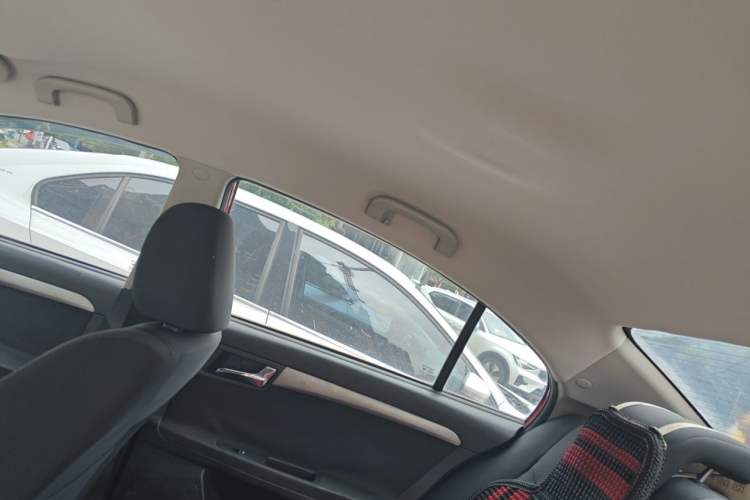 Used Roewe 350 2013 350S 1.5L Automatic Xunda Edition Headliner