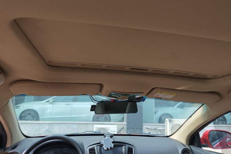 Used Roewe 350 2013 350C 1.5L Automatic Xunyue Edition Headliner