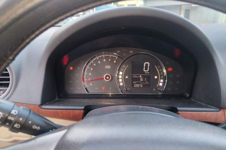Used Roewe 350 2013 350S 1.5L Manual Xunchi Edition Instrument Cluster