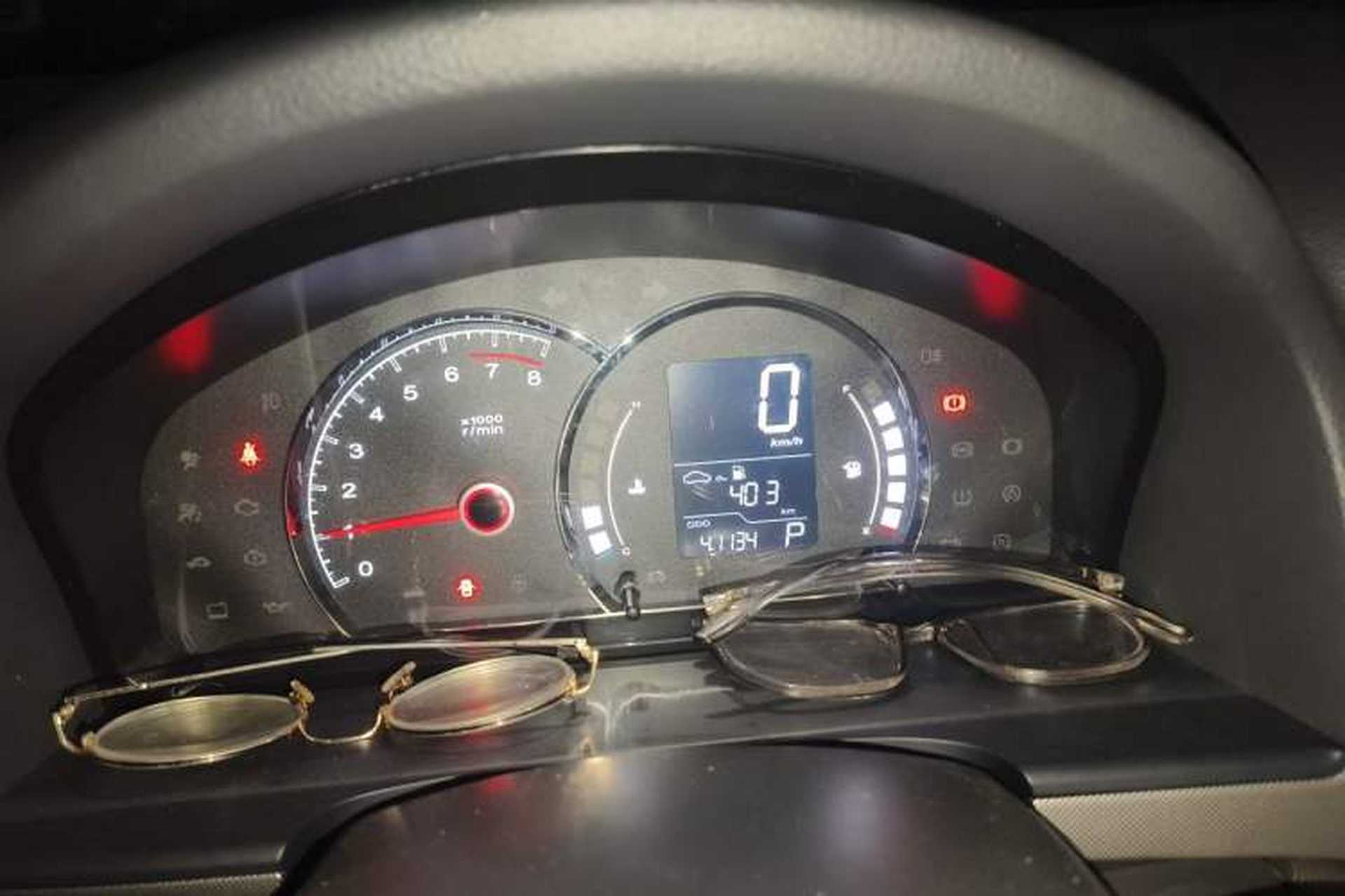 Used Roewe 350 2013 350C 1.5L Automatic Xunyue Edition Instrument Cluster