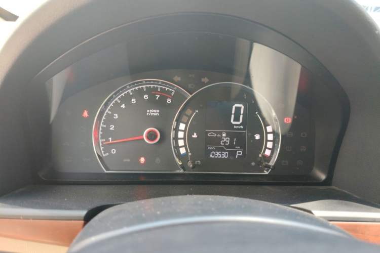 Used Roewe 350 2013 350C 1.5L Automatic Xunyue Edition Instrument Cluster