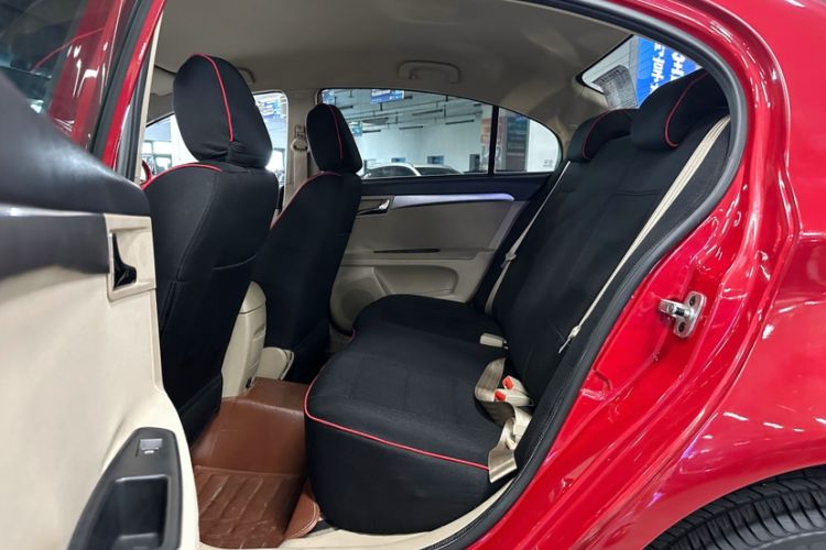 Used Roewe 350 2013 350S 1.5L Automatic Xunda Edition Interior 2