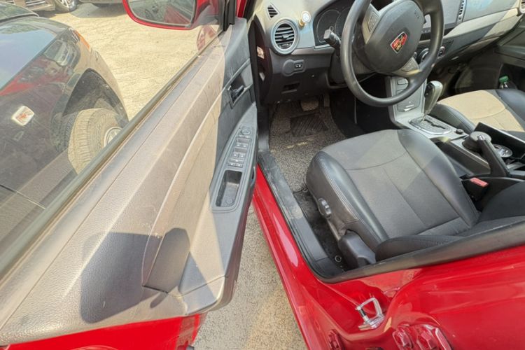 Used Roewe 350 2013 350C 1.5L Automatic Xunyue Edition Interior 4