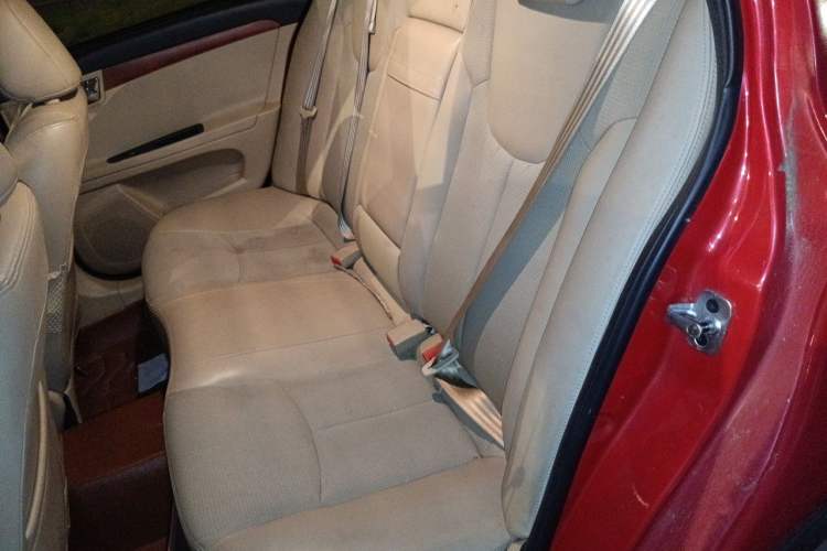 Used Roewe 350 2013 350C 1.5L Automatic Xunyue Edition Left Rear Seat