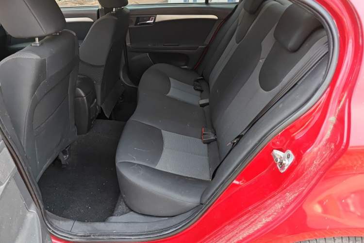Used Roewe 350 2013 350S 1.5L Manual Xunchi Edition Left Rear Seat