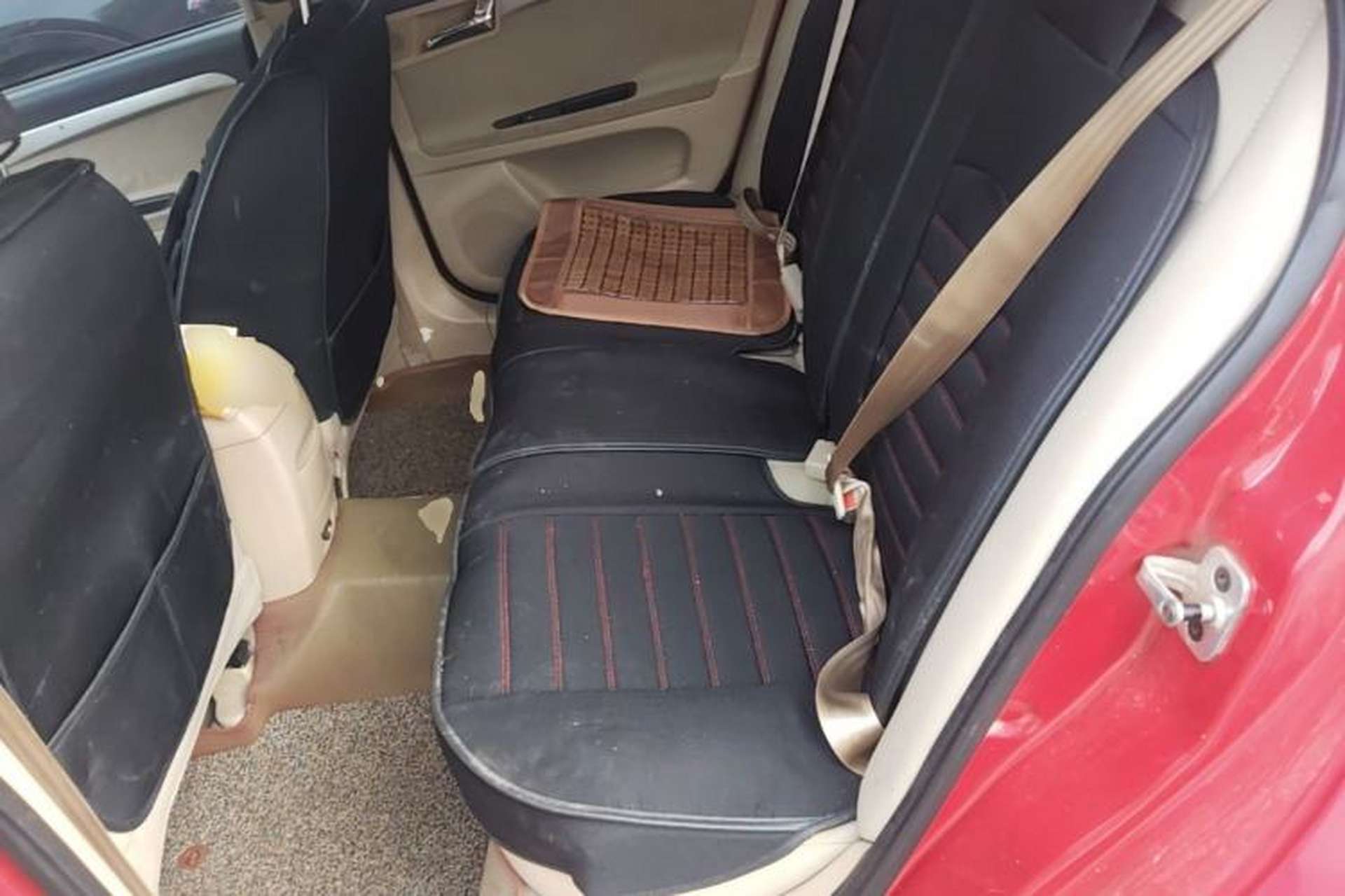 Used Roewe 350 2013 350S 1.5L Manual Xunchi Edition Left Rear Seat