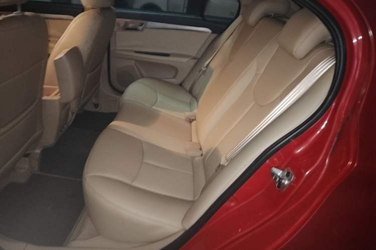 Used Roewe 350 2013 350S 1.5L Manual Xunchi Edition Left Rear Seat