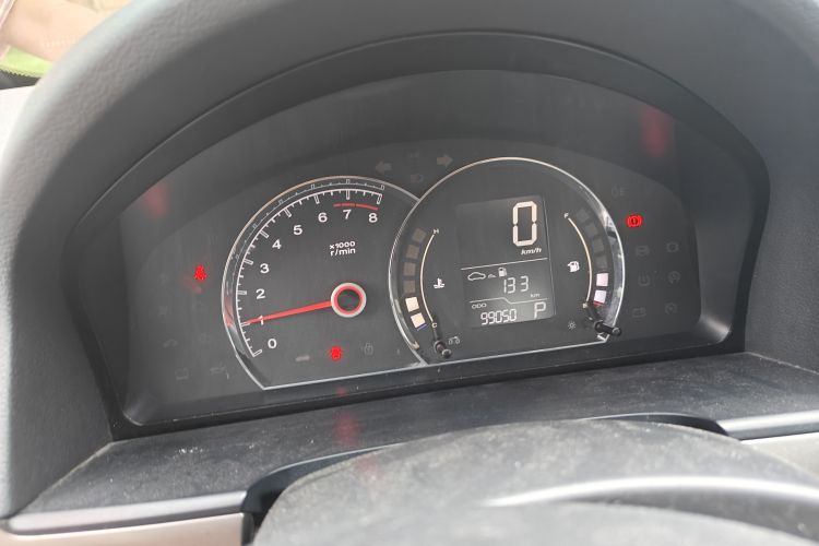 Used Roewe 350 2013 350S 1.5L Automatic Xunda Edition Odometer Close Up