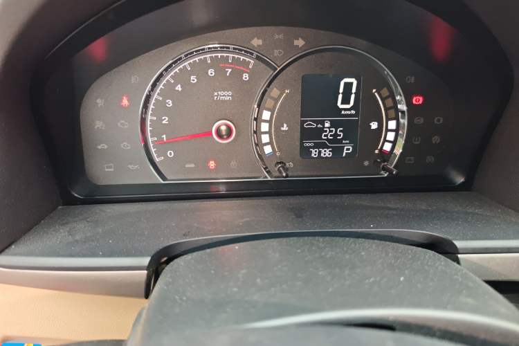 Used Roewe 350 2013 350S 1.5L Automatic Xunda Edition Odometer Close Up