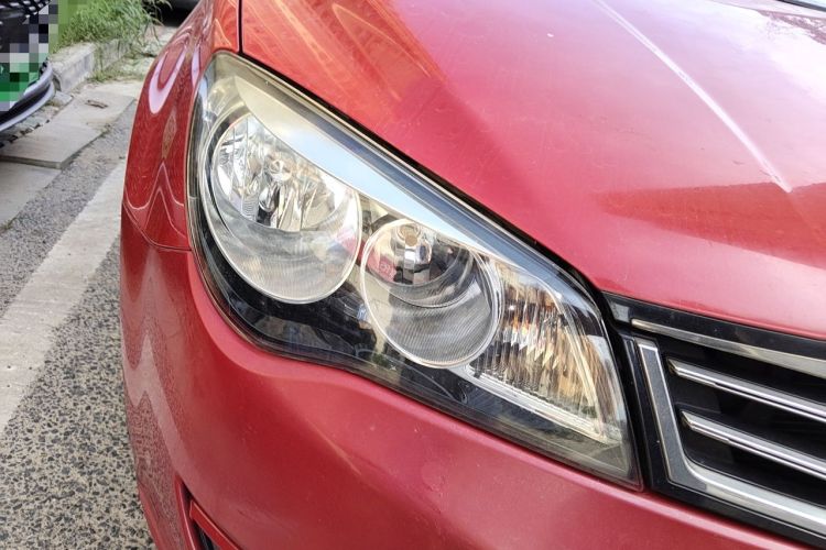 Used Roewe 350 2013 350S 1.5L Manual Xunchi Edition Right Front Headlight