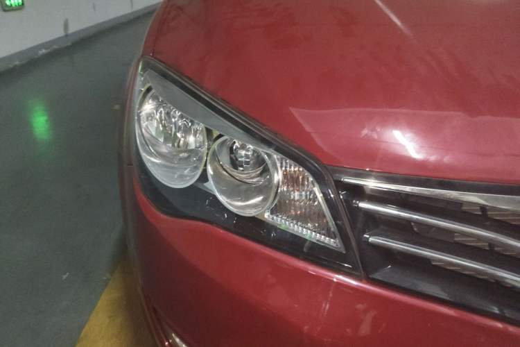Used Roewe 350 2013 350S 1.5L Manual Xunchi Edition Right Front Headlight