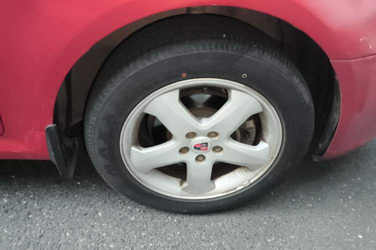 Used Roewe 350 2013 350S 1.5L Manual Xunchi Edition Right Front Wheel Hub
