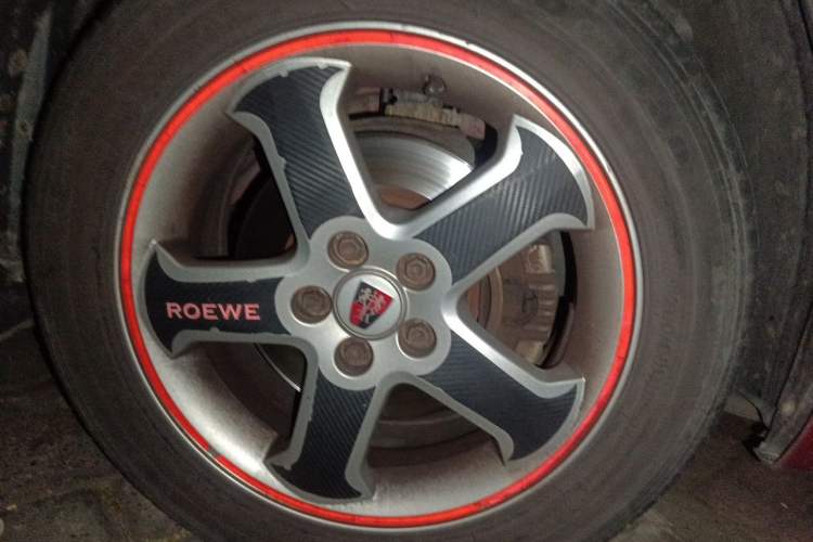 Used Roewe 350 2013 350S 1.5L Manual Xunchi Edition Right Front Wheel Hub