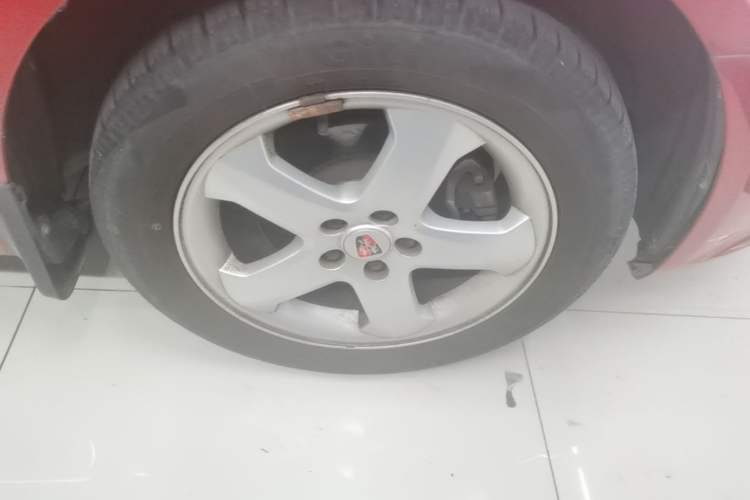 Used Roewe 350 2013 350S 1.5L Manual Xunchi Edition Right Front Wheel Hub