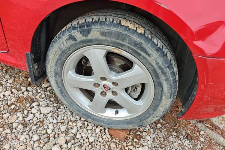 Used Roewe 350 2013 350S 1.5L Manual Xunchi Edition Right Front Wheel Hub