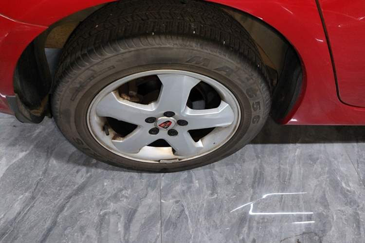 Used Roewe 350 2013 350S 1.5L Automatic Xunda Edition Right Rear Wheel Hub