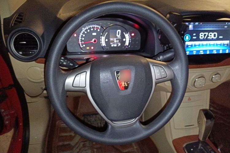 Used Roewe 350 2013 350C 1.5L Automatic Xunyue Edition Steering Wheel