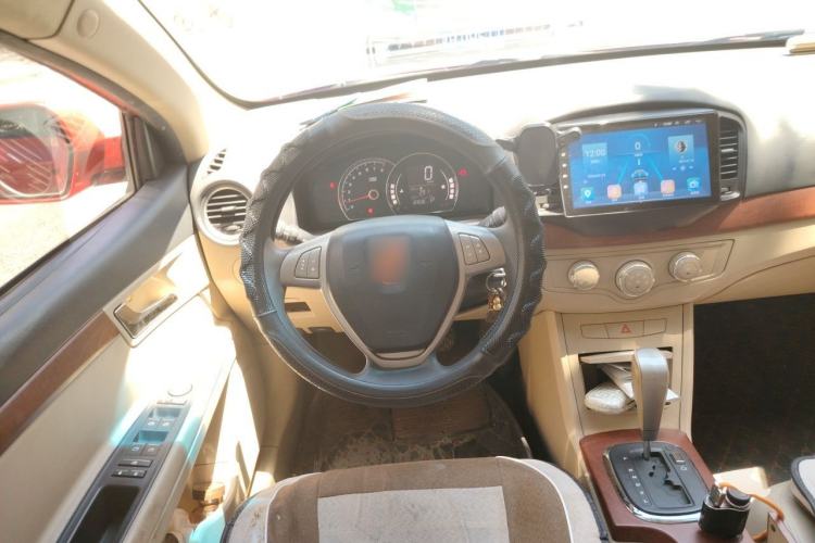 Used Roewe 350 2013 350C 1.5L Automatic Xunyue Edition Steering Wheel