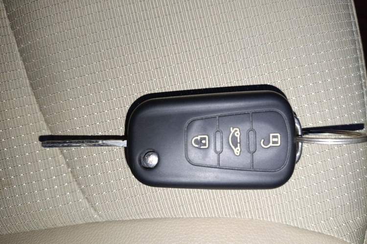 Used Roewe 350 2013 350C 1.5L Automatic Xunyue Edition Vehicle Key