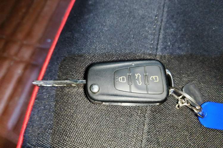 Used Roewe 350 2013 350S 1.5L Automatic Xunda Edition Vehicle Key