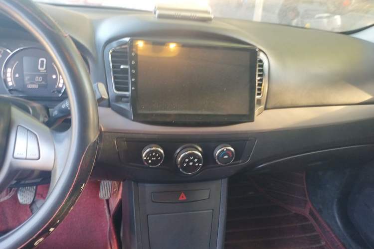 Used Roewe 350 2013 350S 1.5L Manual Xunchi Edition Audio And AC Panel