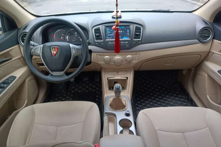 Used Roewe 350 2013 350S 1.5L Manual Xunchi Edition Center Console